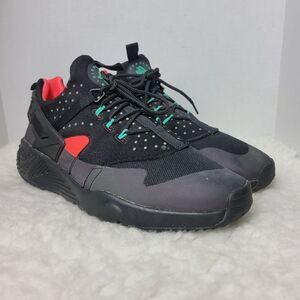 Nike Air Huarache Utility Premium  Mens Sneaker Size 12 Hologram  806979 006